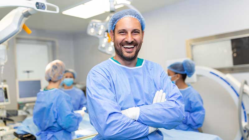 جراحی زیبایی شکم در قم دکتر حامد باقری