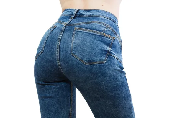 عمل لیپوساکشن باسن